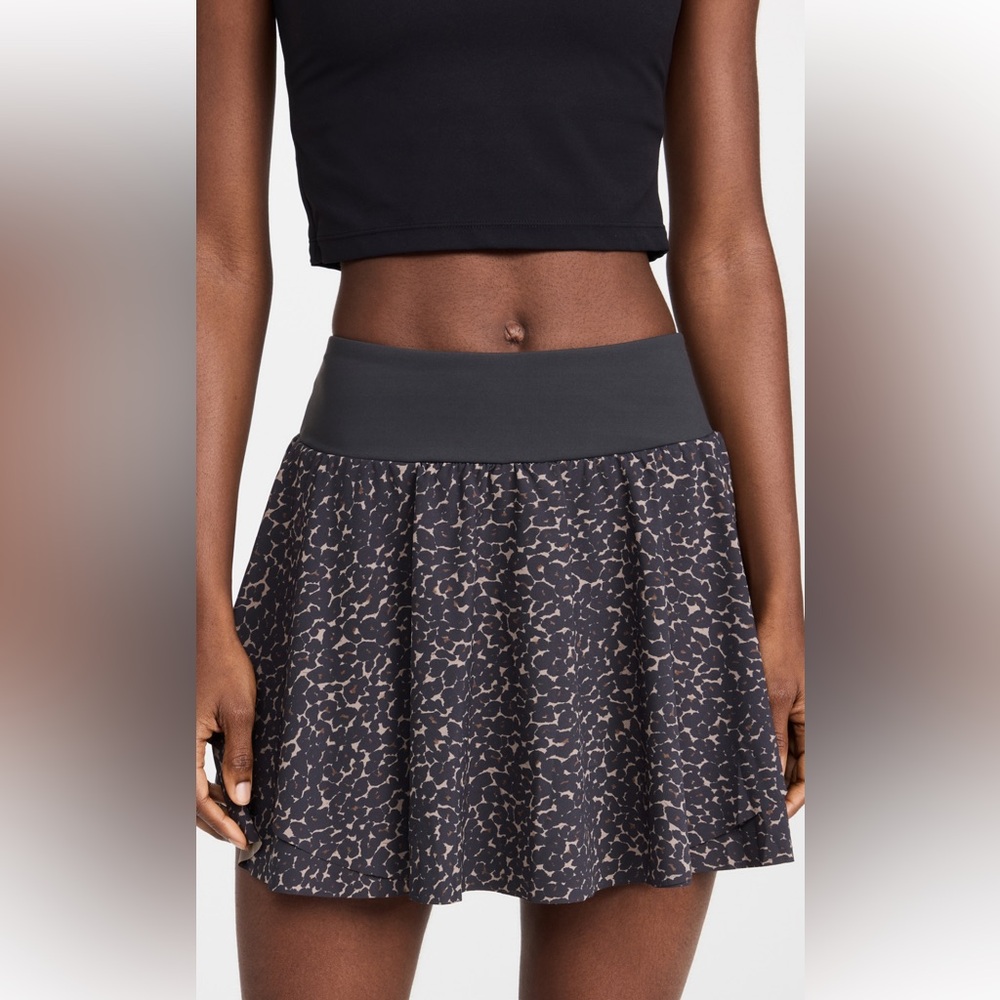 Varley Adams Black Leopard Print Skort Size Small